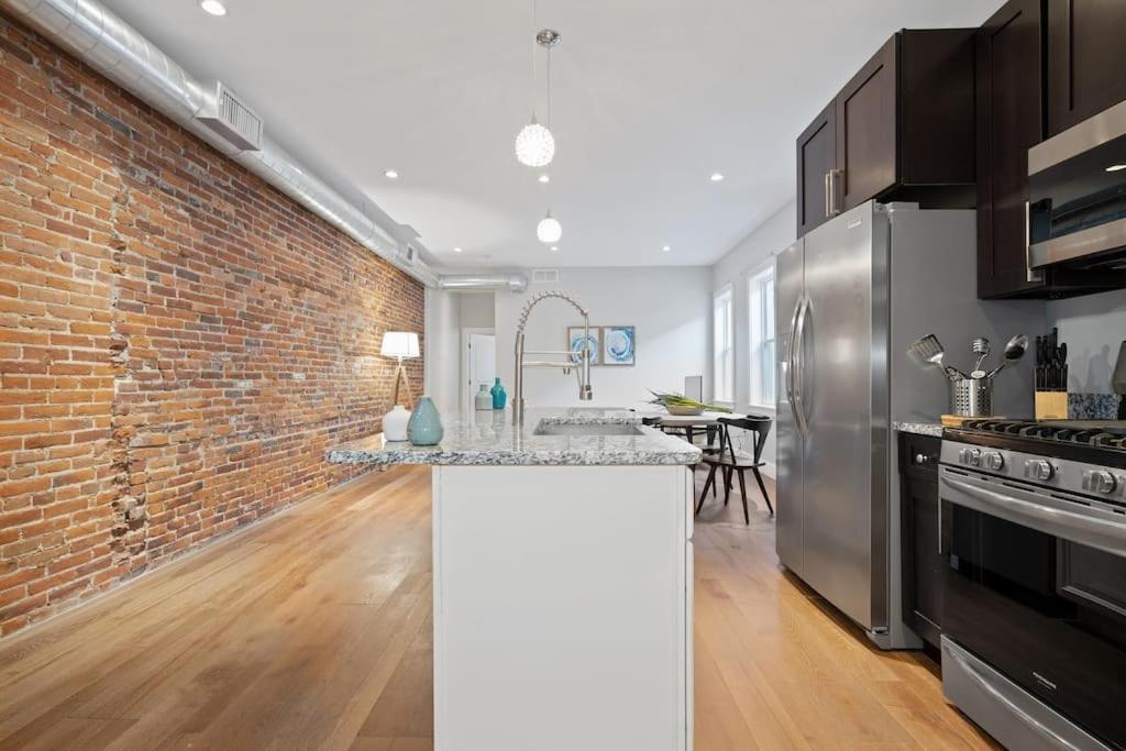 Apartment Lofts At Walnut: 1br Fast Wi-fi Harrisburg